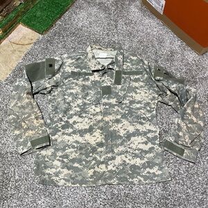 Army Jacket Mens Medium- Long Green Digital Camo Military Tactical FLAWED Note